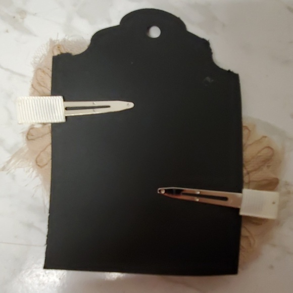 Cute boho hair accessories. - Picture 2 of 2